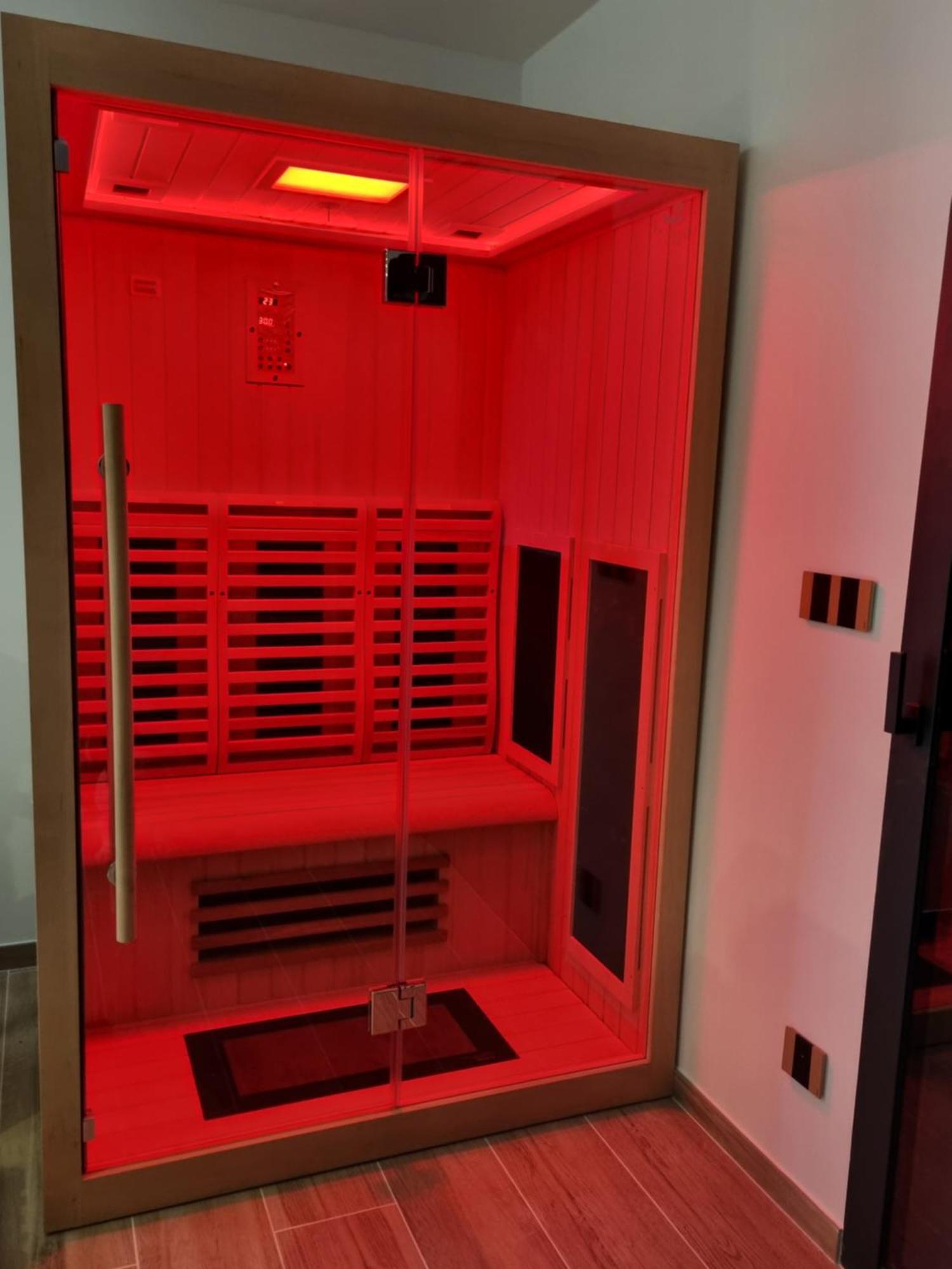 Le Cocoon - Jacuzzi, Sauna Et Piscine Privee Carpentras Exterior foto